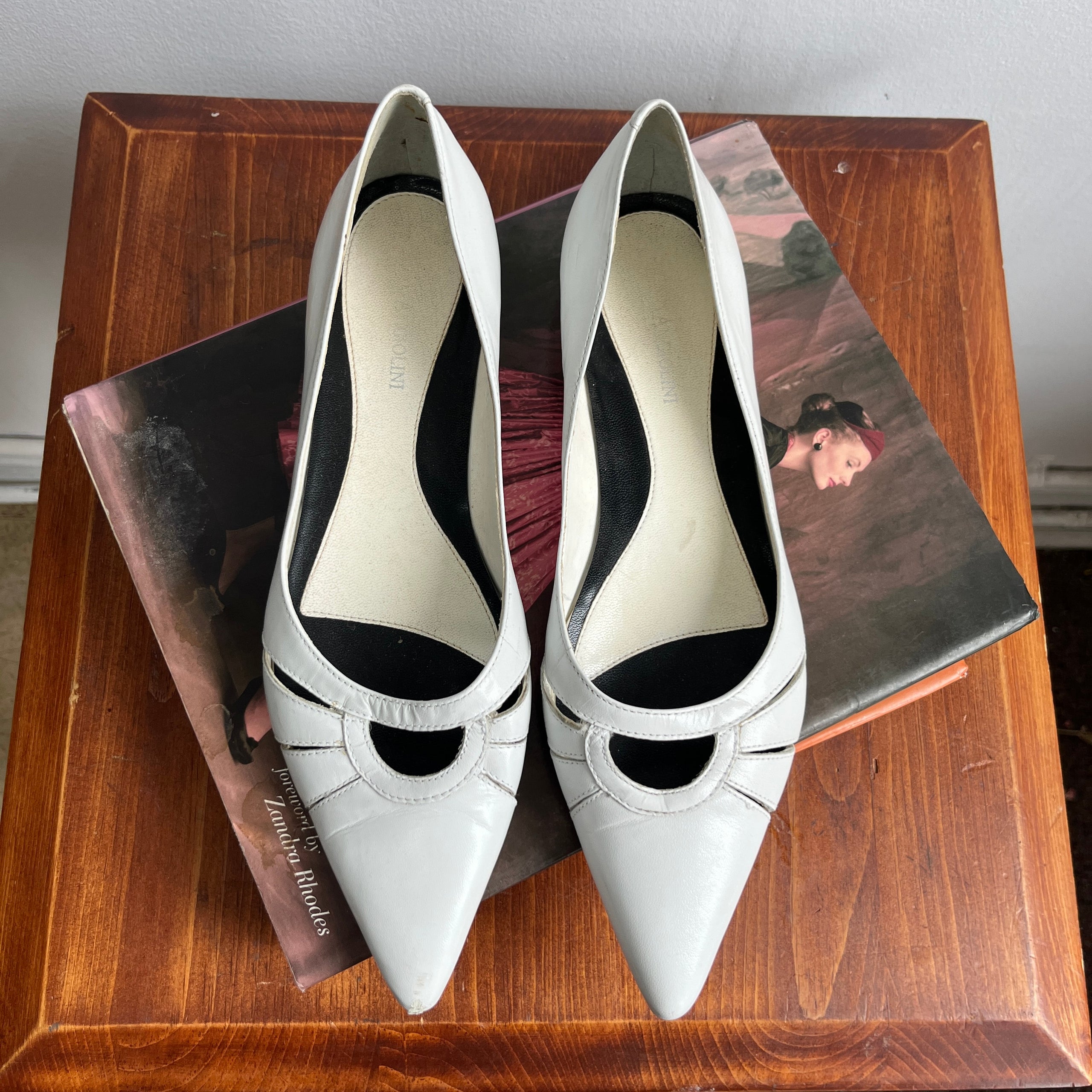 Enzo Angiolini Pointed Toe Flats